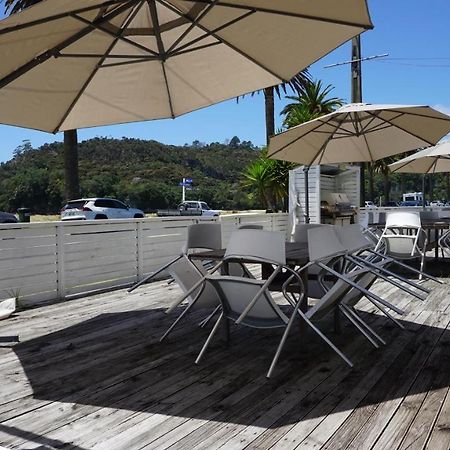 Nana Glads Beachfront Accommodation Whitianga Exteriör bild