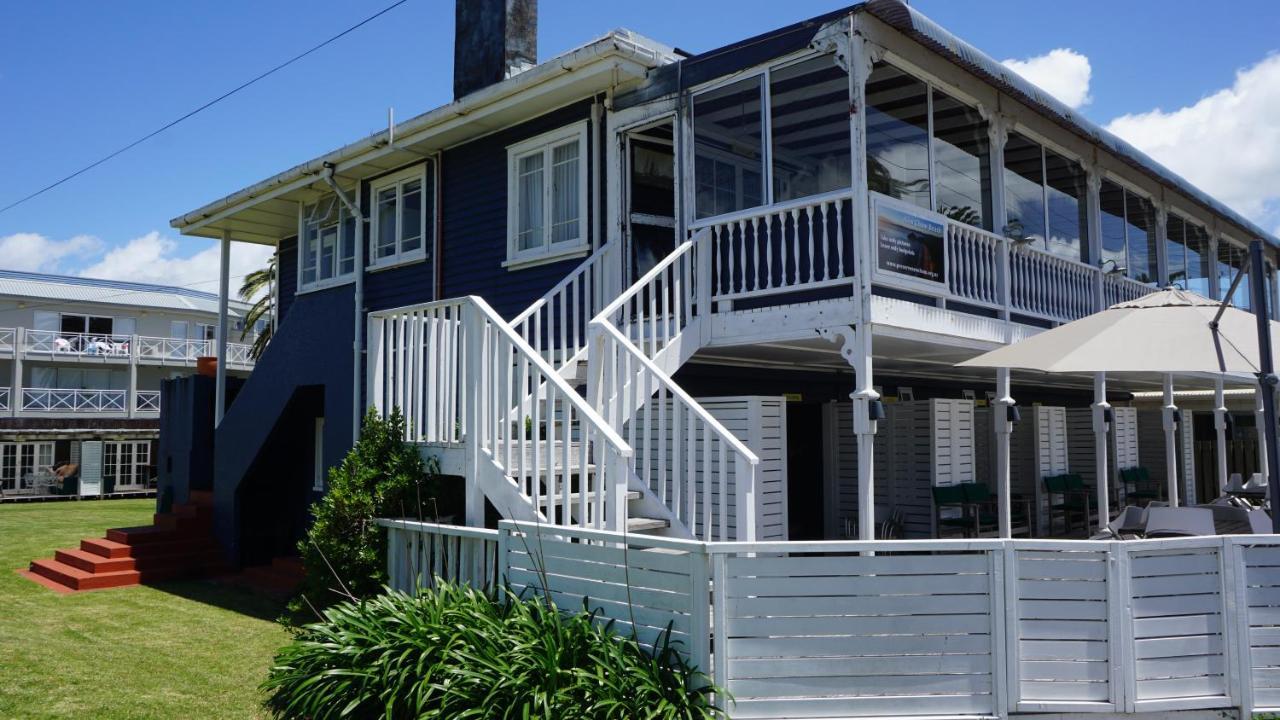 Nana Glads Beachfront Accommodation Whitianga Exteriör bild