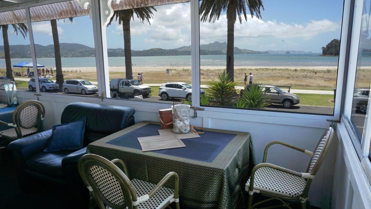 Nana Glads Beachfront Accommodation Whitianga Exteriör bild