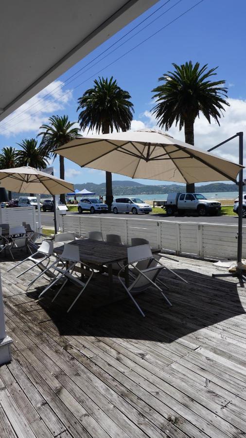 Nana Glads Beachfront Accommodation Whitianga Exteriör bild