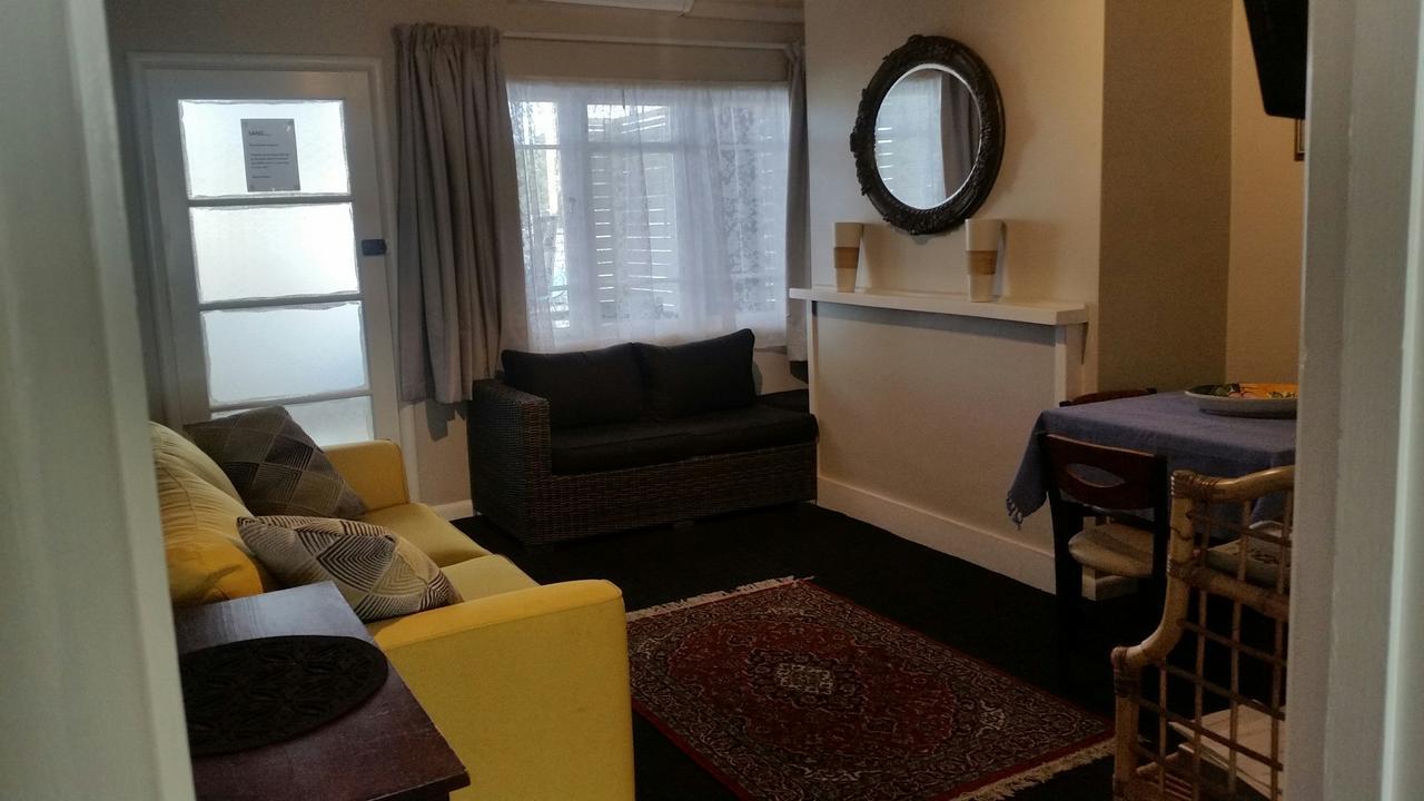 Nana Glads Beachfront Accommodation Whitianga Exteriör bild